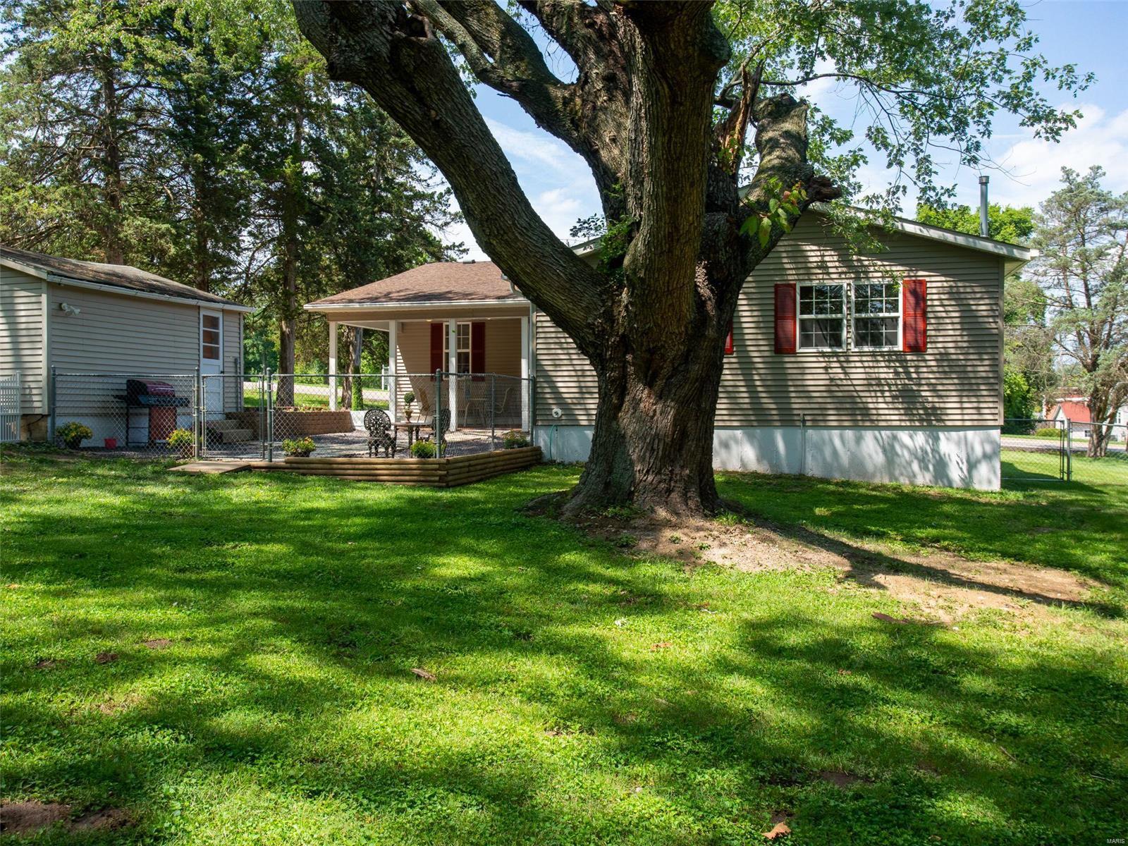 319 Summit Road Fenton, MO 63026 - Photo 11 of 56 Gallery Image 11