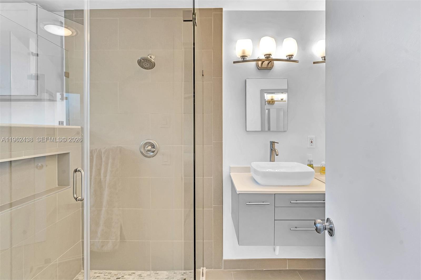 3437 Buchanan Street Hollywood, FL 33021 - Photo 13 of 16