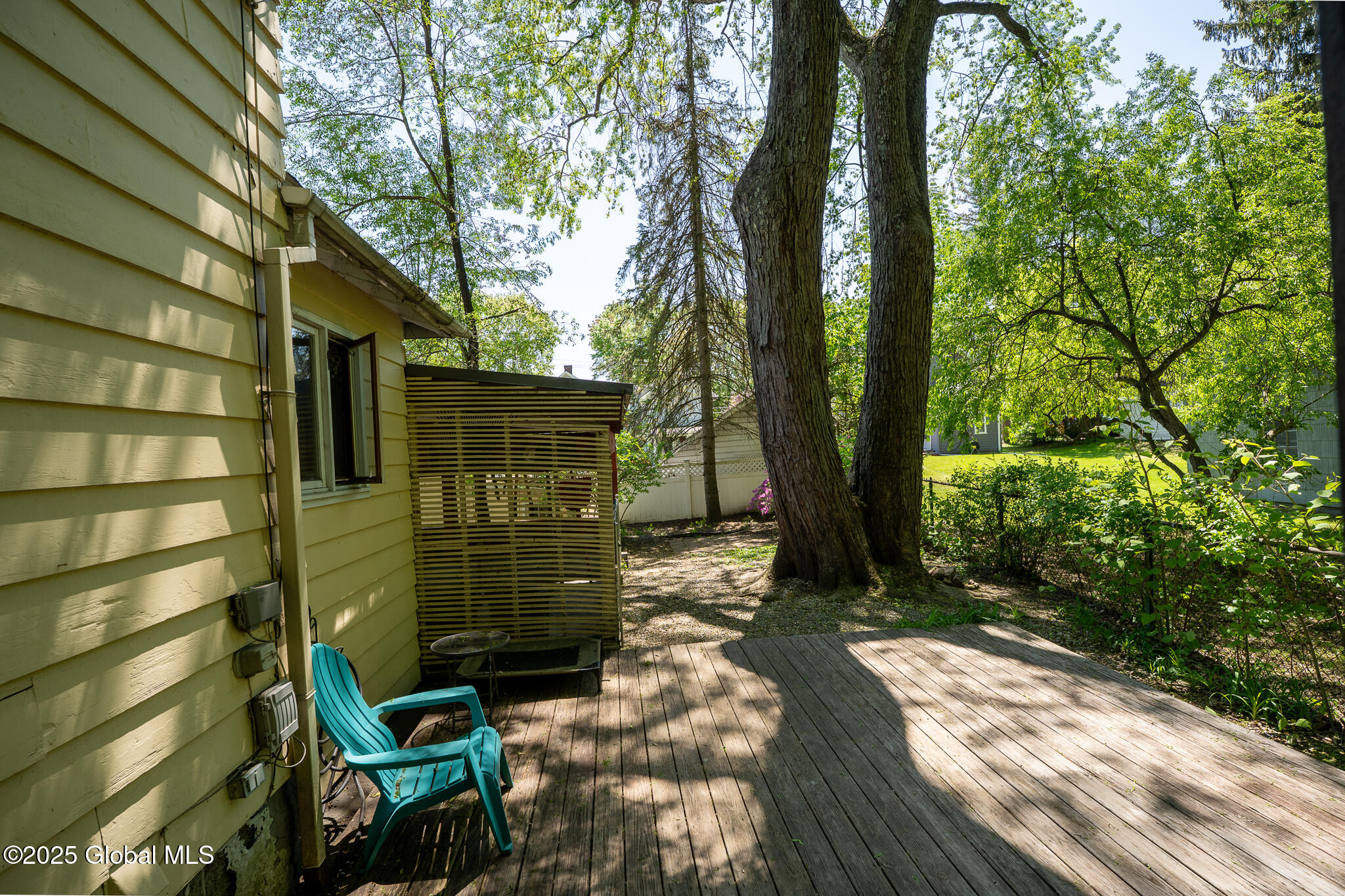 8 Pine Ridge Place Bethlehem, NY 12054 - Photo 20 of 23 20