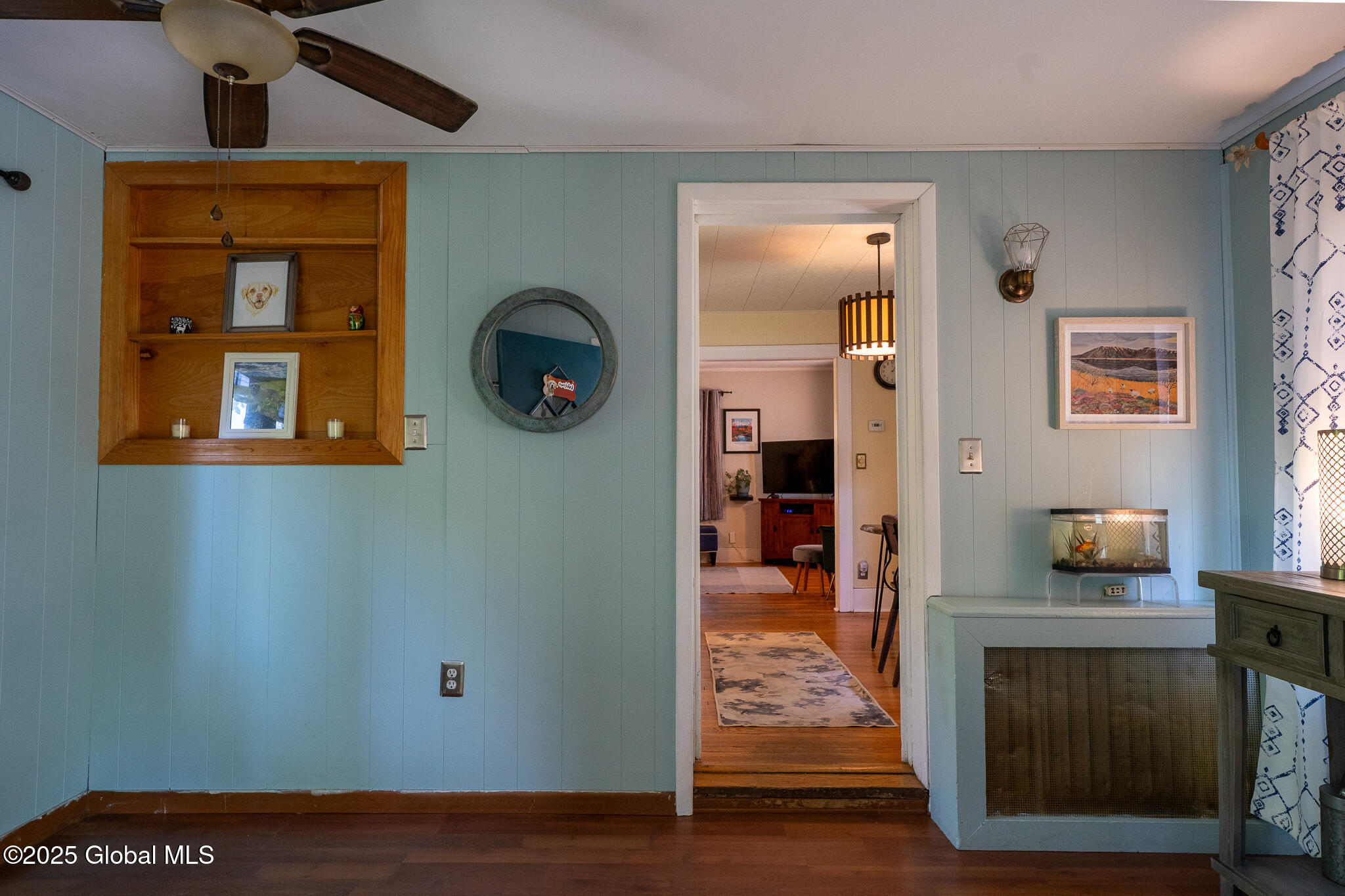 8 Pine Ridge Place Bethlehem, NY 12054 - Photo 2 of 23 2