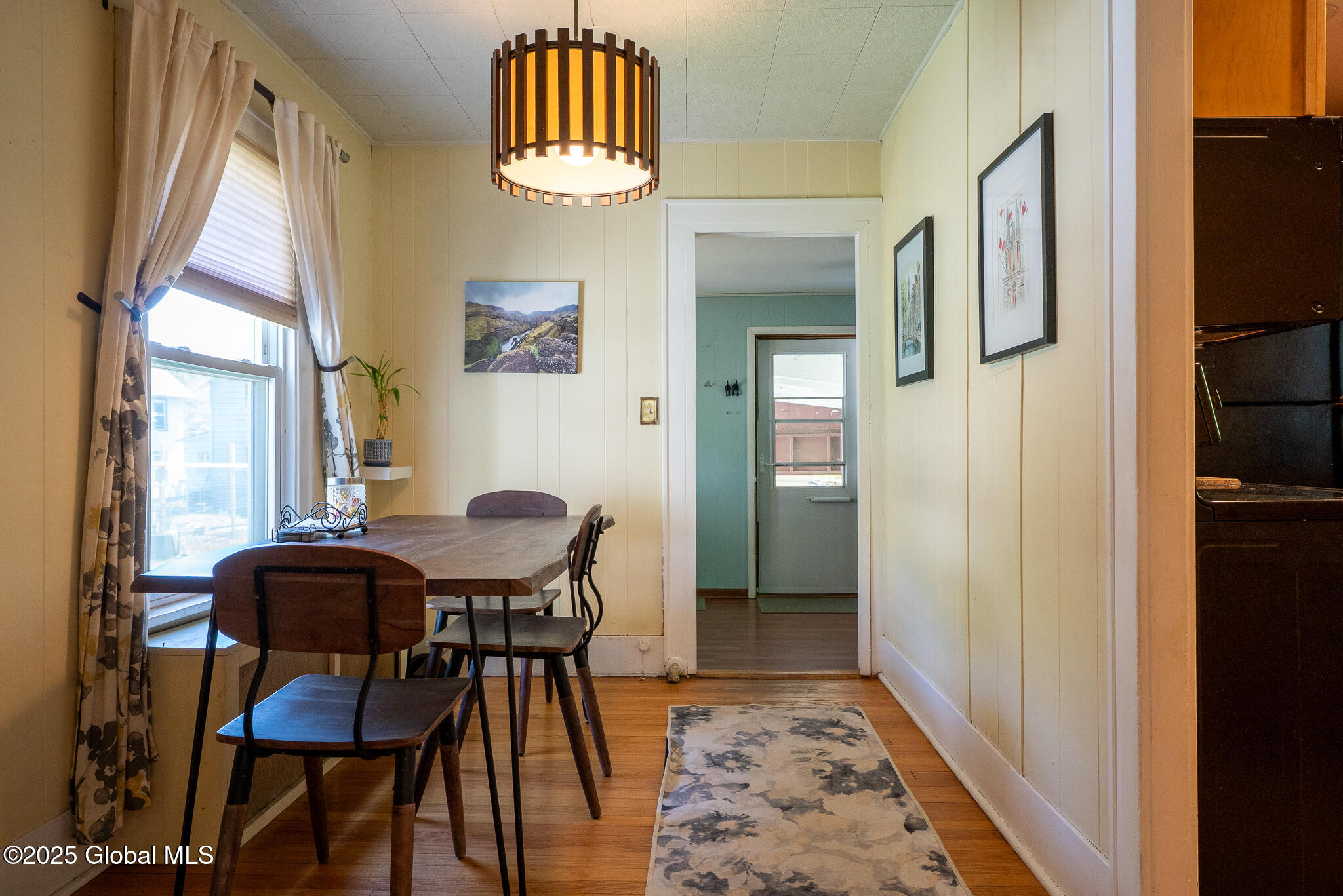 8 Pine Ridge Place Bethlehem, NY 12054 - Photo 6 of 23 6