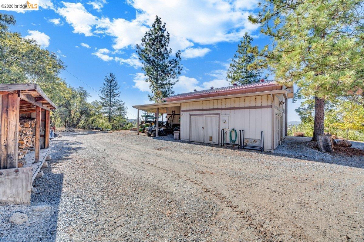 13700 Clements Road Groveland, CA 95321 - Photo 66 of 93 View of garage