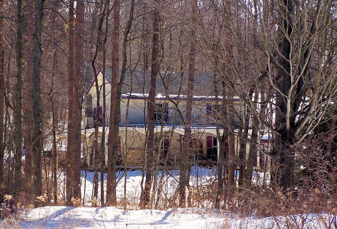 279 Tulip Road Harveys Lake, PA 18618 - Photo 24 of 31 Gallery Image 24