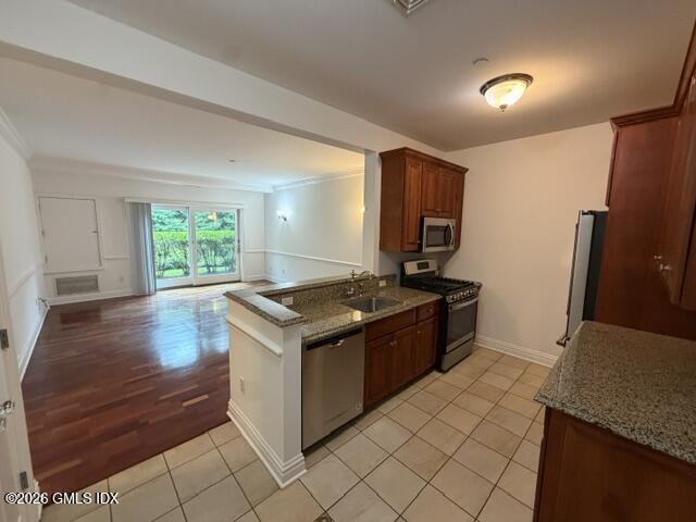 124 Ritch Avenue West, Unit A207 Greenwich, CT 06830 - Photo 4 of 7 IMG_3432