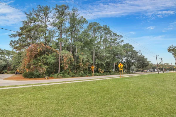 $199,900 | 8 Bruce K Smalls Drive, Beaufort, SC 29906