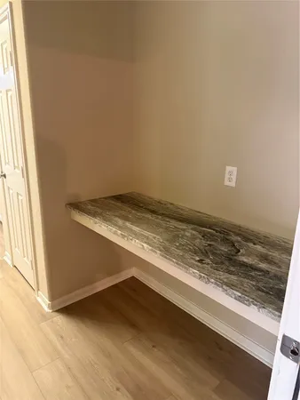 $1,800 | 174 East Sunset Drive, Onalaska, TX 77360