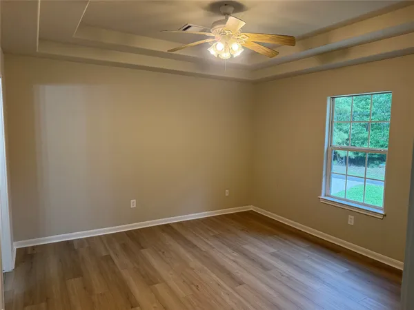 $1,800 | 174 East Sunset Drive, Onalaska, TX 77360