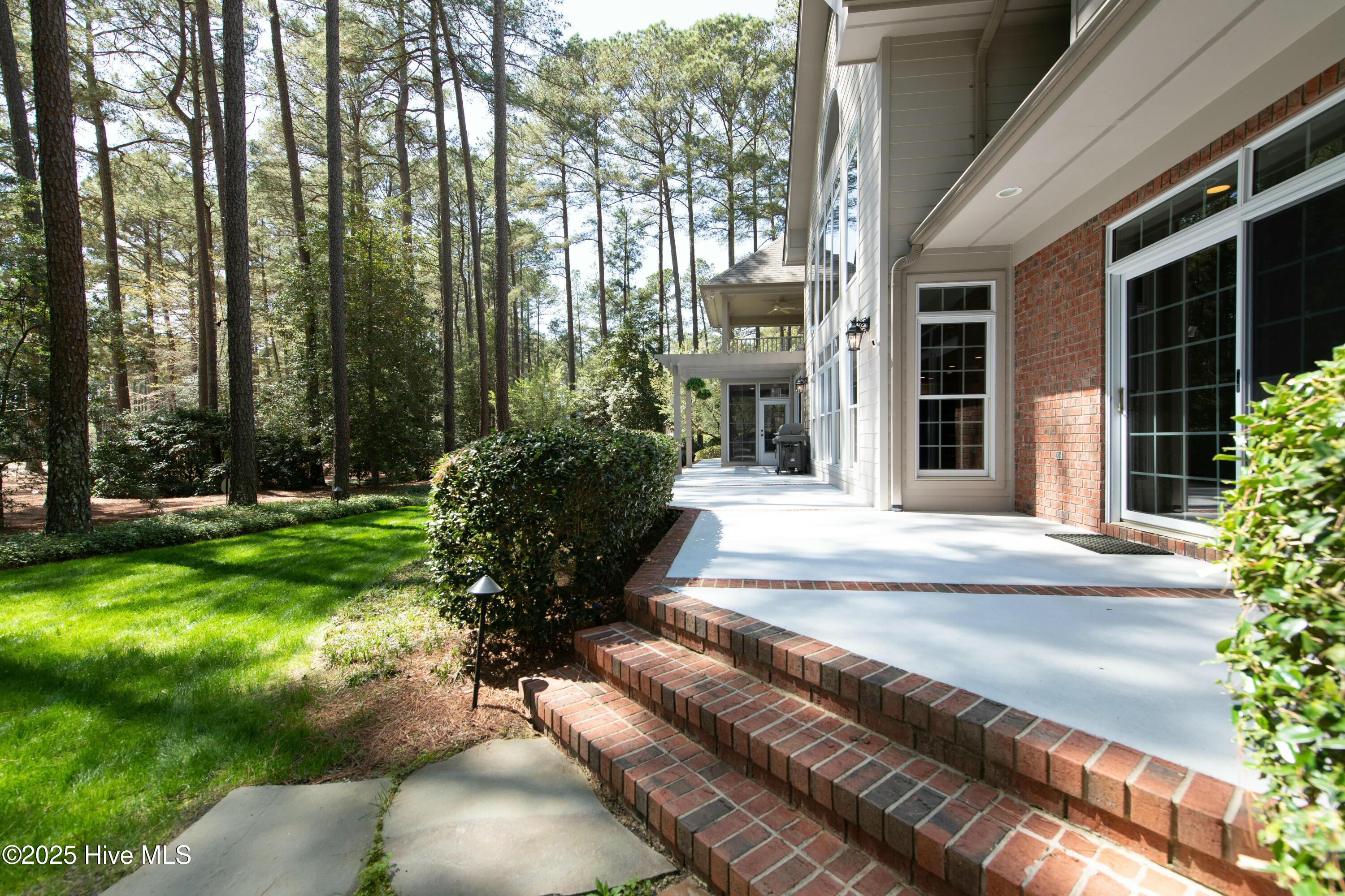 15 Greyabbey Drive Pinehurst, NC 28374 - Photo 41 of 112 tempImageiVkAjD