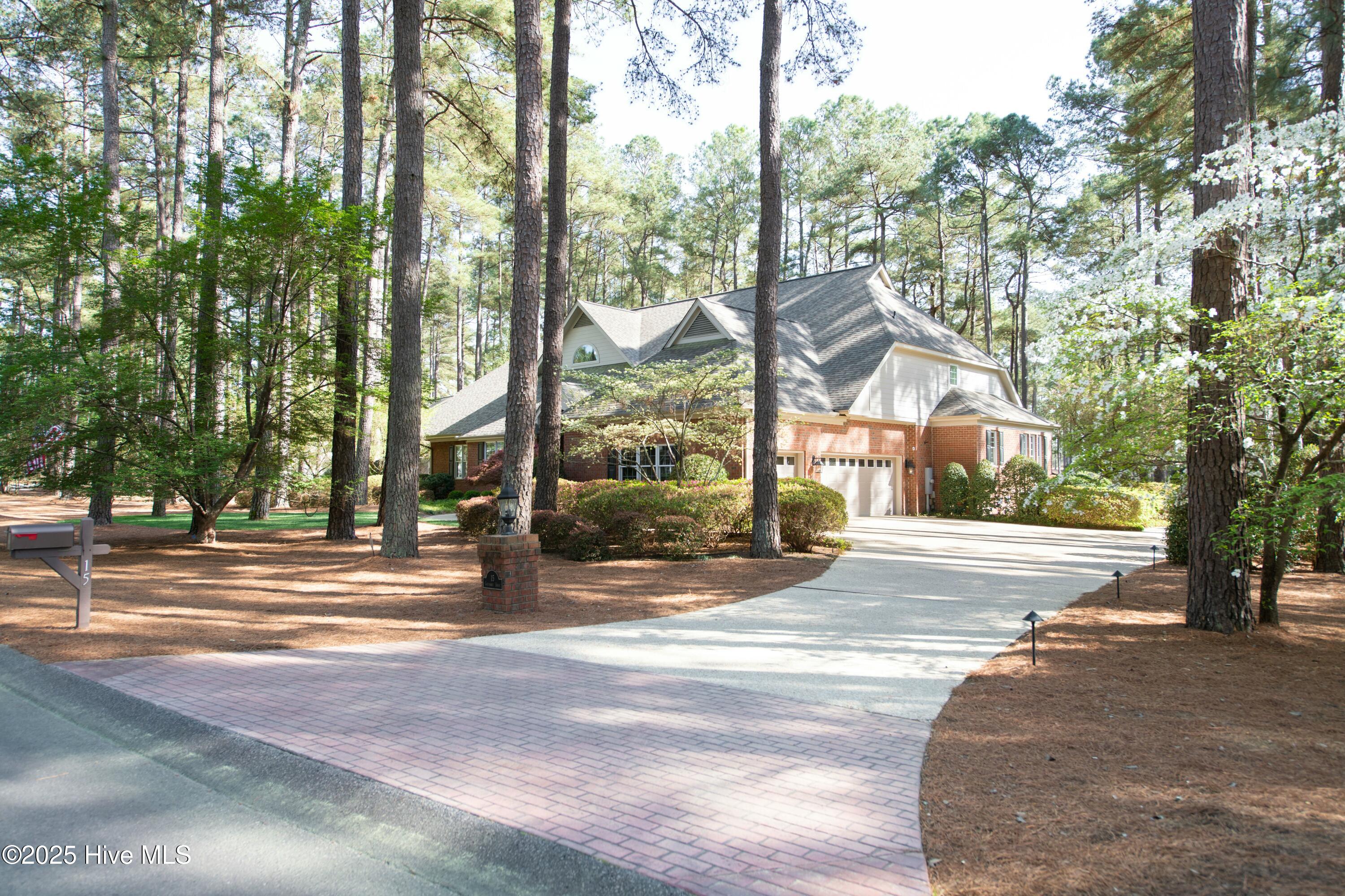 15 Greyabbey Drive Pinehurst, NC 28374 - Photo 4 of 112 tempImageFBlatY