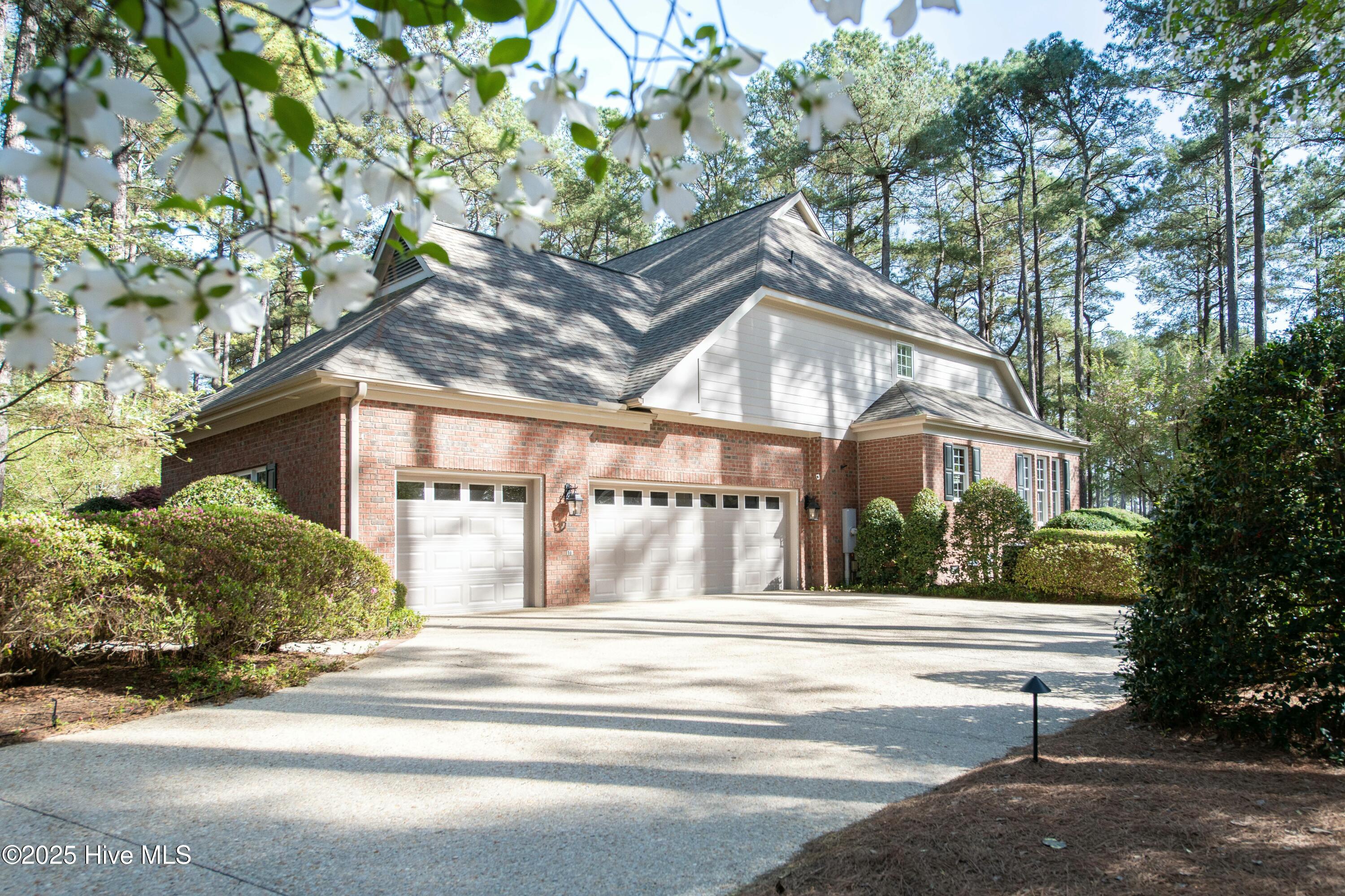 15 Greyabbey Drive Pinehurst, NC 28374 - Photo 5 of 112 tempImage9fVzi6