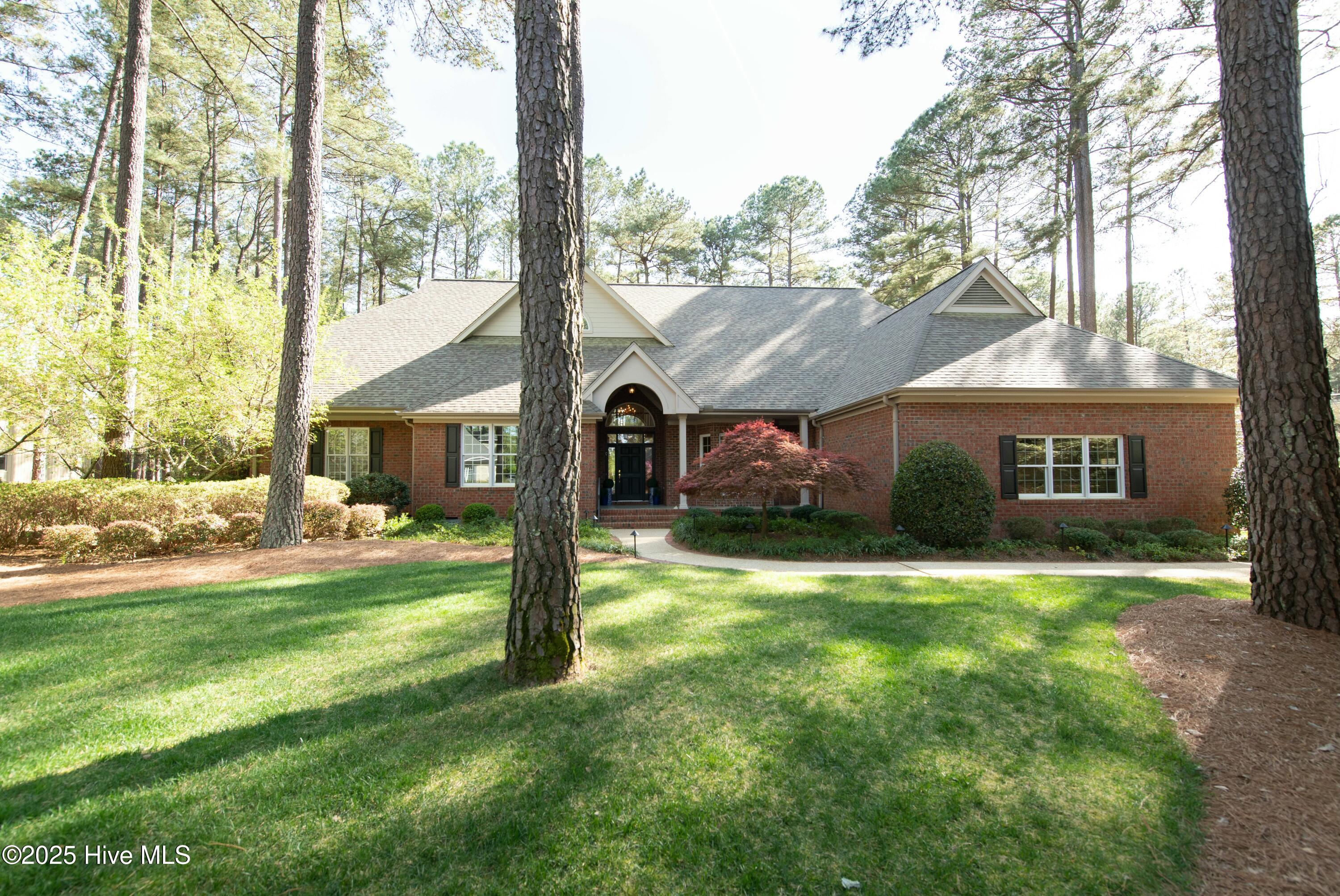 15 Greyabbey Drive Pinehurst, NC 28374 - Photo 8 of 112 tempImagePHsF48