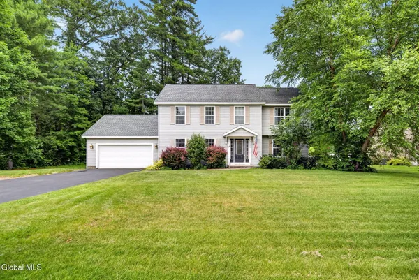 $599,000 | 1 Wyndham Way, Milton, NY 12020