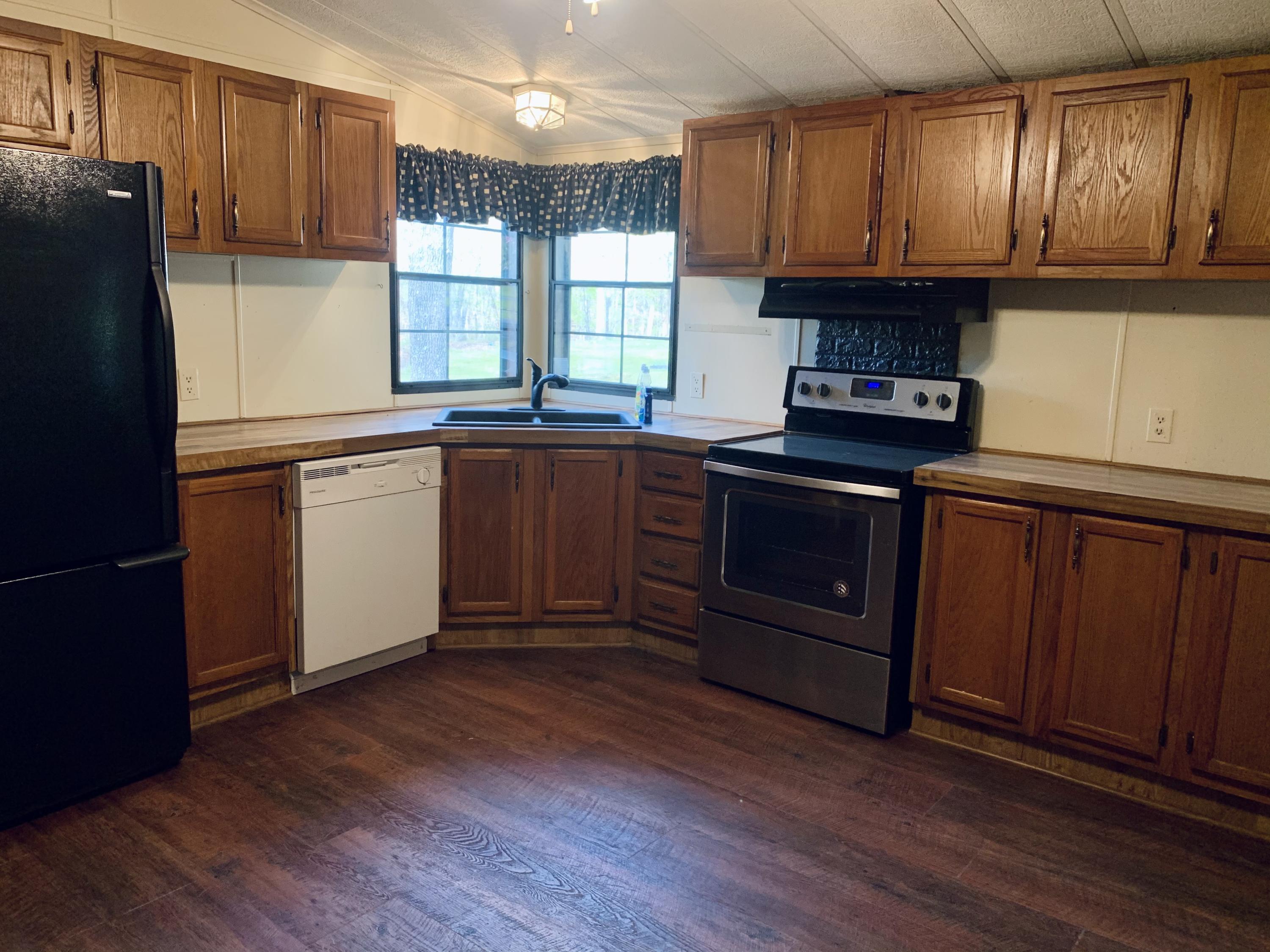333 Rugby Road Crossville, TN 38558 - Photo 10 of 24 98B37448-C6FA-4BB2-A3B6-E12CAAF7F005