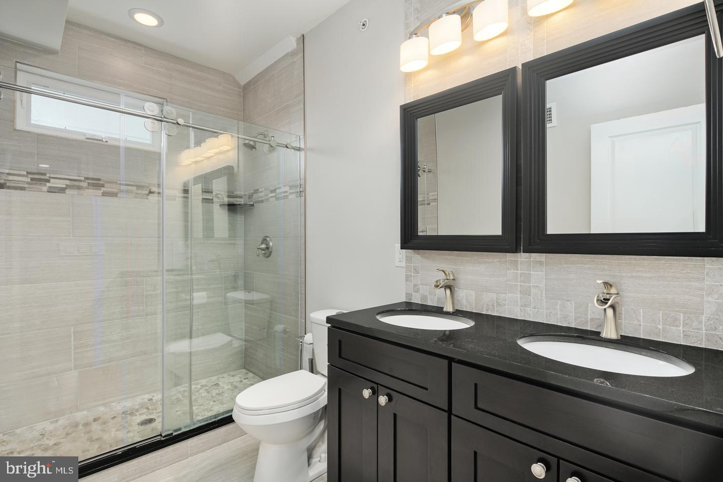 1342 South Opal Street Philadelphia, PA 19146 - Photo 16 of 21 Gallery Image 16