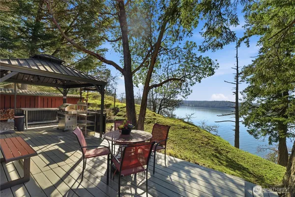 $5,300,000 | 2155 Deer Harbor Road, Orcas Island, WA 98243