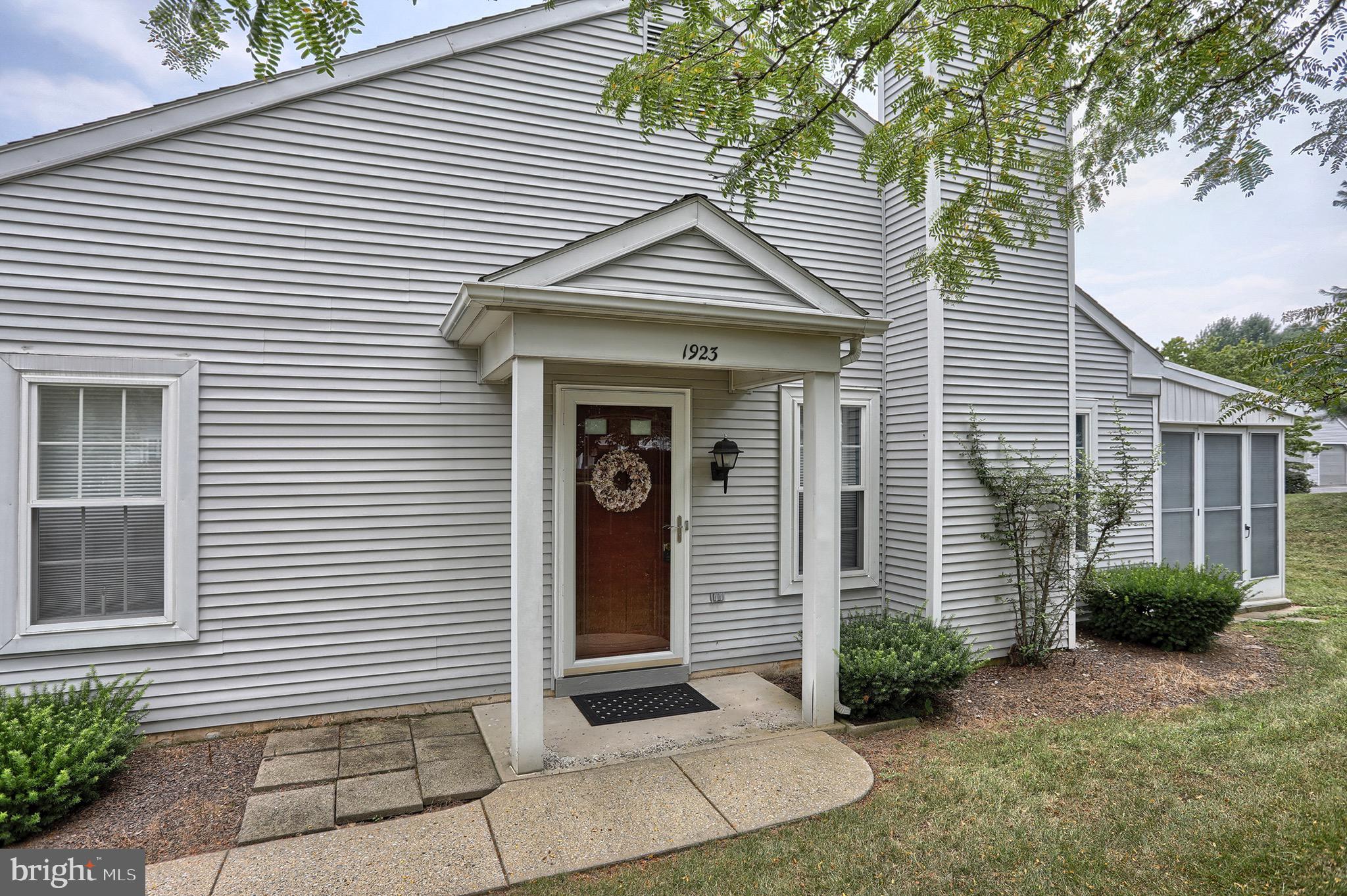 1923 Wexford Road Palmyra, PA 17078 - Photo 5 of 30 Gallery Image 5