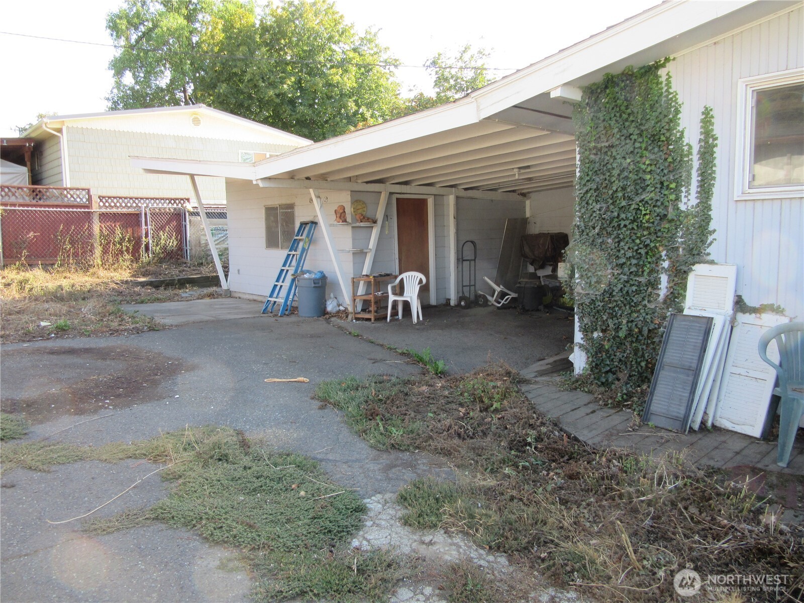 804 East Clay Street Dayton, WA 99328 - Photo 7 of 8 a view of a house with backyard