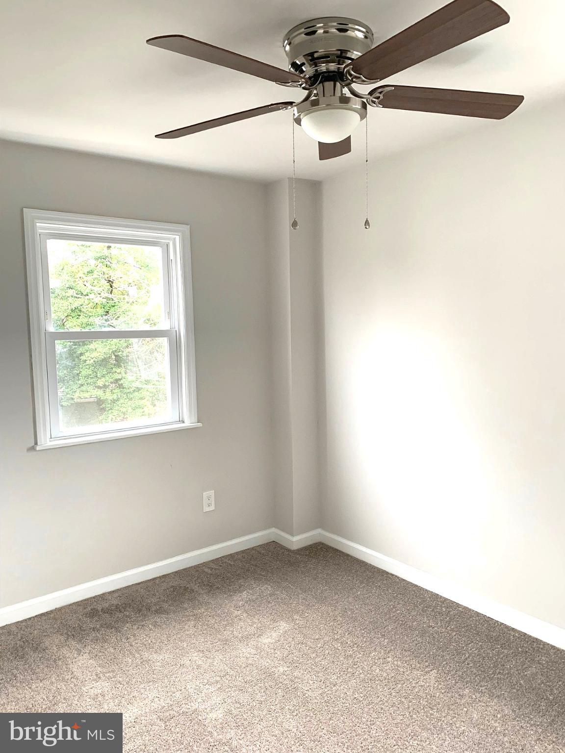 804 South Fairview Street Riverside, NJ 08075 - Photo 14 of 19 an empty room with a window