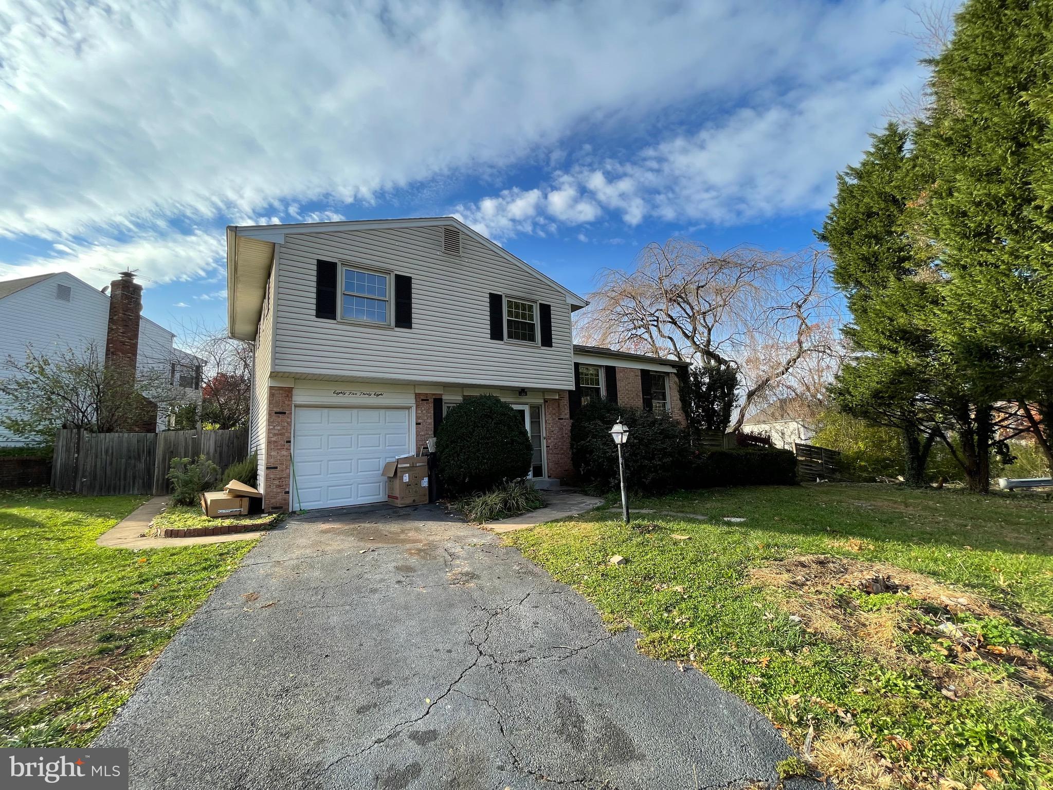 8538 Stonewall Road Manassas, VA 20110 - Photo 1 of 27 Gallery Image 1