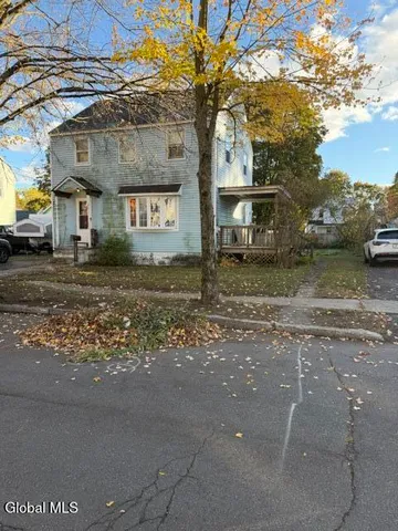 $189,900 | 6 New Street, South Glens Falls, NY 12803