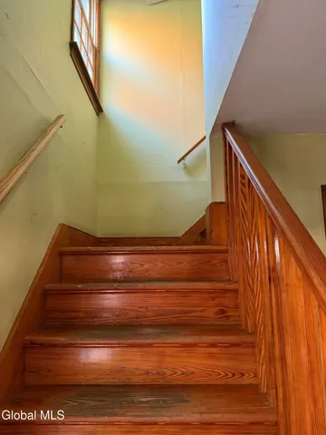 $189,900 | 6 New Street, South Glens Falls, NY 12803