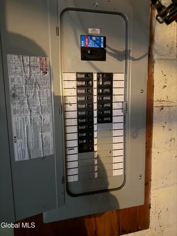 $189,900 | 6 New Street, South Glens Falls, NY 12803