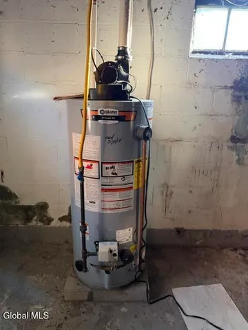 $189,900 | 6 New Street, South Glens Falls, NY 12803