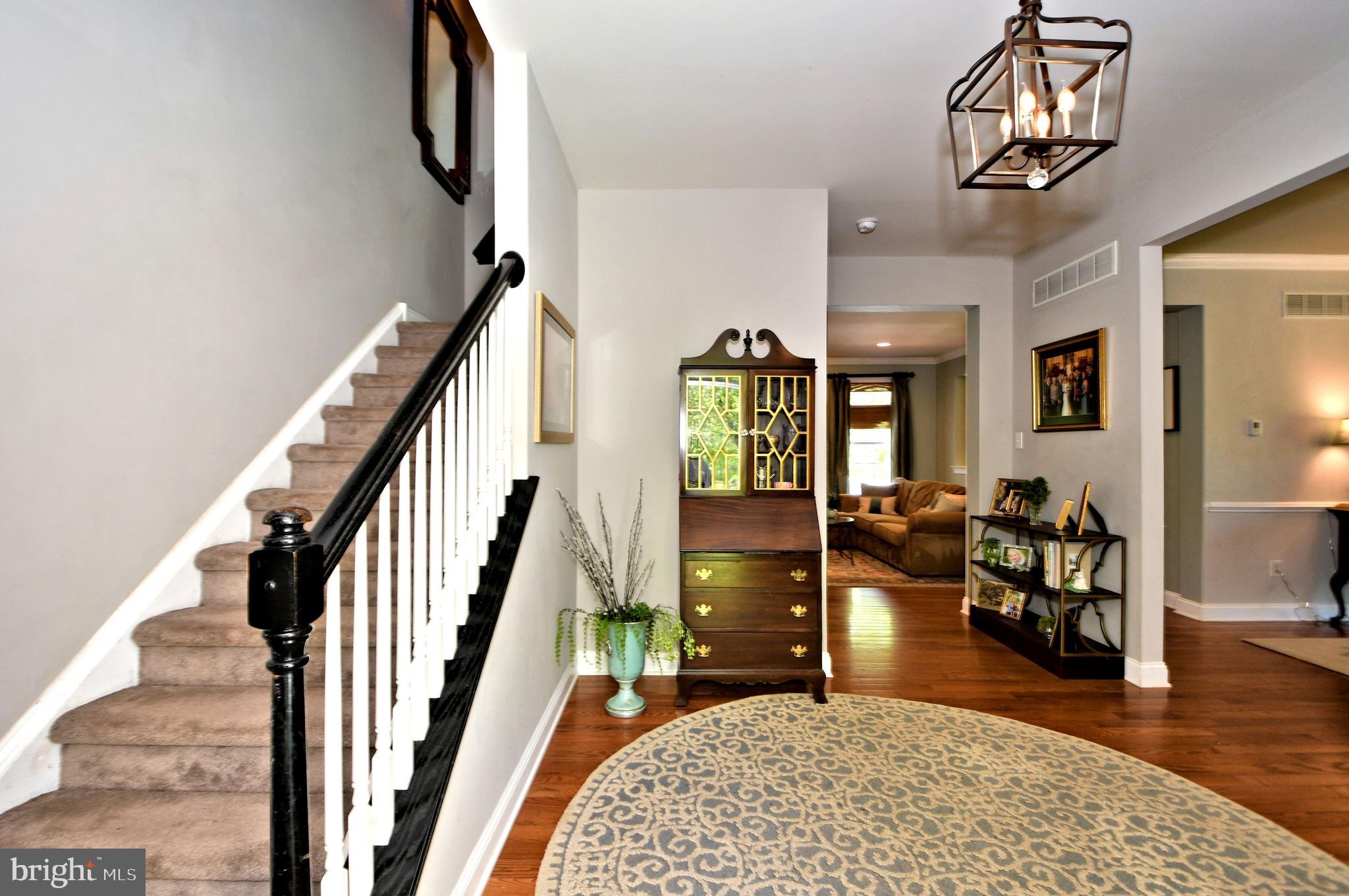 25 Sheridan Road Doylestown, PA 18901 - Photo 5 of 49