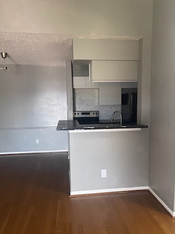 10101 South Gessner Road, Unit 106 Houston, TX 77071 - Photo 3 of 9