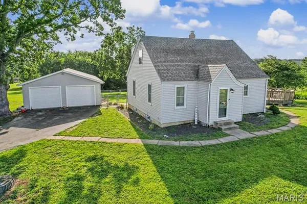 $265,000 | 9284 Highway 61, Ste. Genevieve, MO 63670