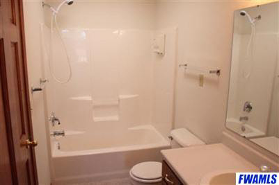 617 Winchester Ridge Court Fort Wayne, IN 46819 - Photo 7 of 9