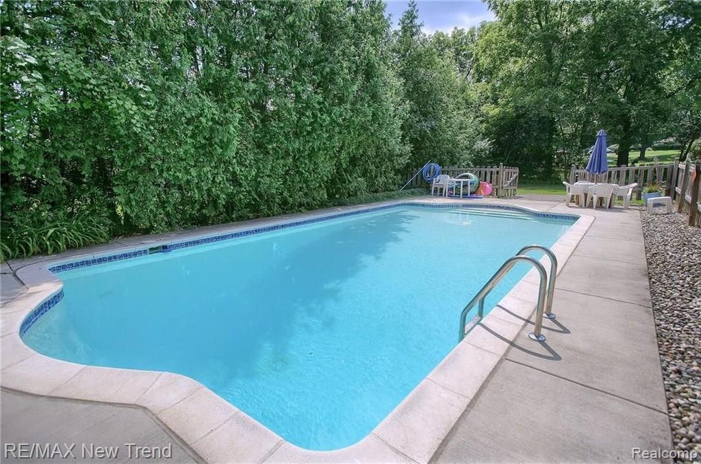 36307 West Lyman Road Farmington Hills, MI 48331 - Photo 33 of 33