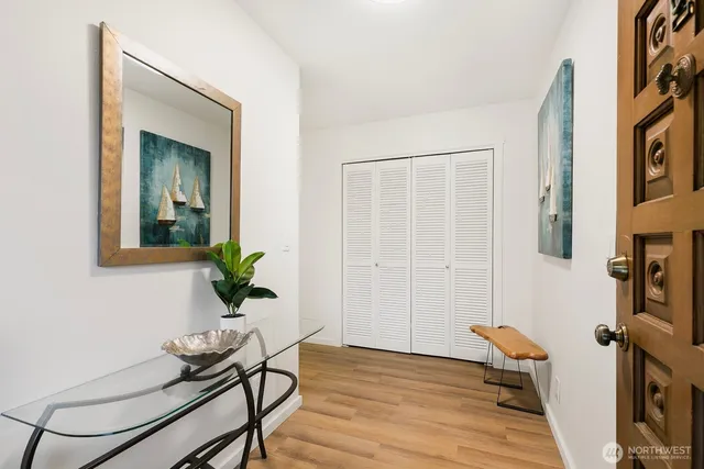 $835,000 | 1414 9th Avenue North, Unit 105, Edmonds, WA 98020