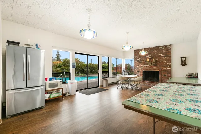 $835,000 | 1414 9th Avenue North, Unit 105, Edmonds, WA 98020