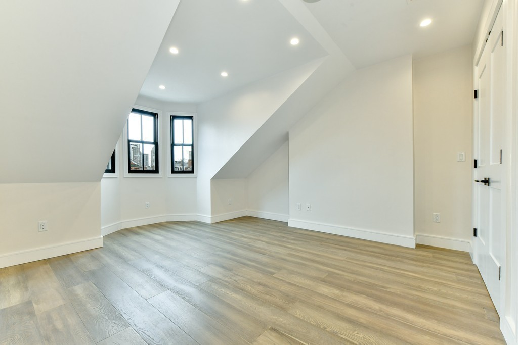 320 Shawmut Avenue, Unit 4 Boston, MA 02118 - Photo 9 of 30