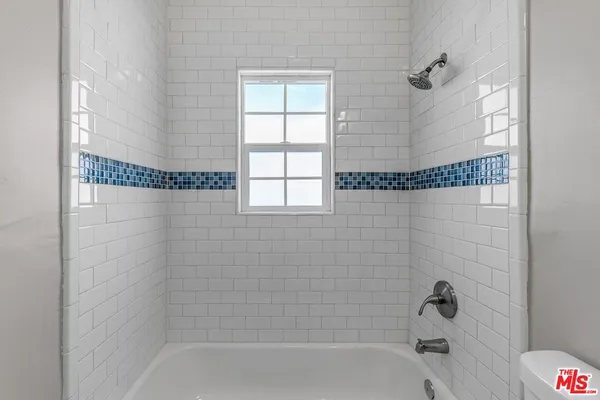 $2,538 | 8619 1/2 West Olympic Boulevard, Los Angeles, CA 90048