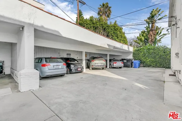 $2,538 | 8619 1/2 West Olympic Boulevard, Los Angeles, CA 90048