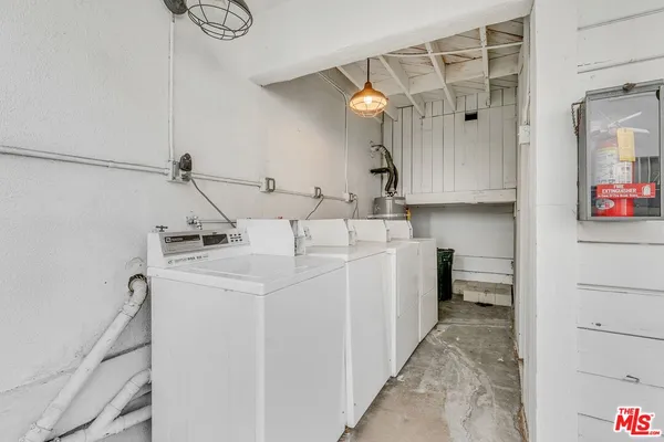 $2,538 | 8619 1/2 West Olympic Boulevard, Los Angeles, CA 90048