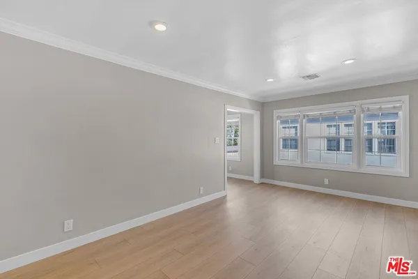 $2,538 | 8619 1/2 West Olympic Boulevard, Los Angeles, CA 90048