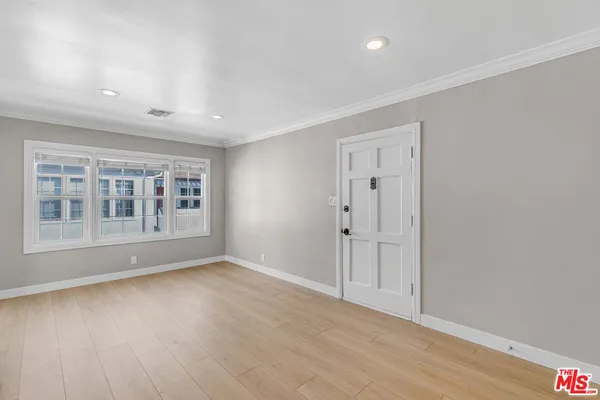 $2,538 | 8619 1/2 West Olympic Boulevard, Los Angeles, CA 90048