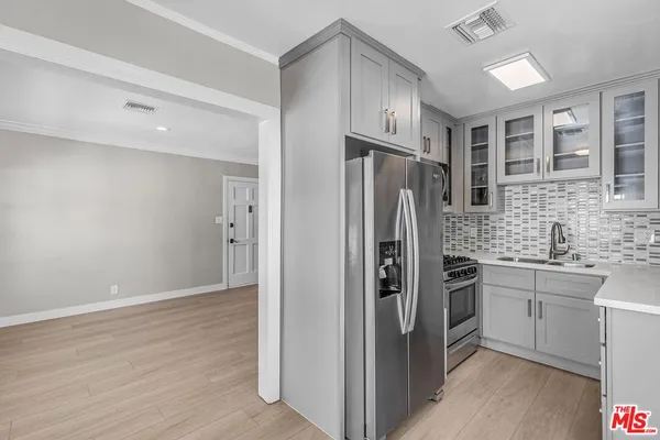 $2,538 | 8619 1/2 West Olympic Boulevard, Los Angeles, CA 90048