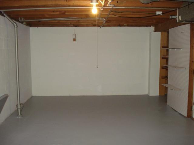 1100 Sundown Road Springfield, OH 45503 - Photo 17 of 20