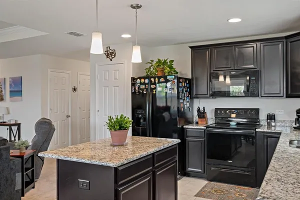 $2,000 | 1413 Vernon Drive, Aubrey, TX 76227