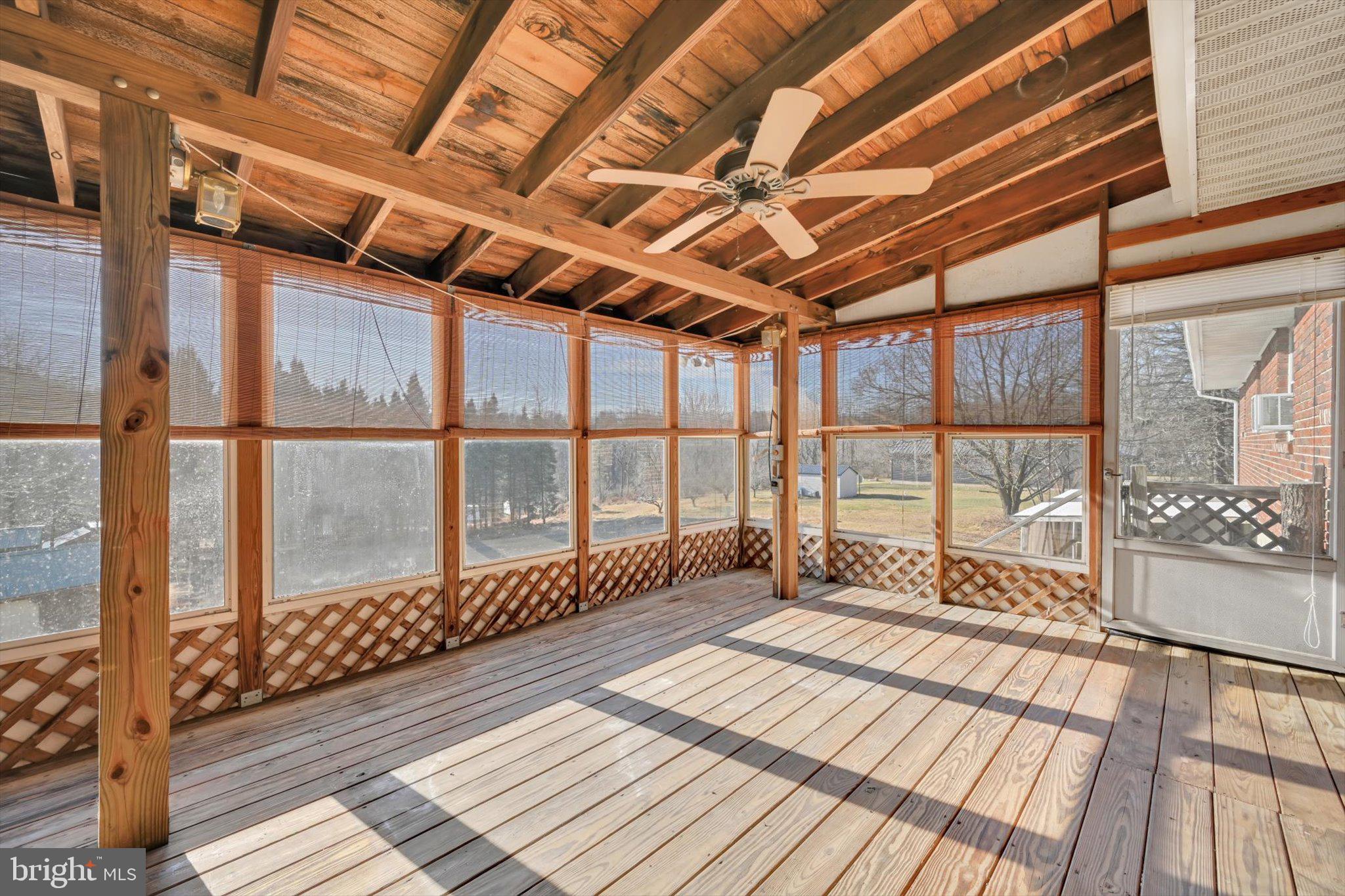 3137 East Galen Hall Road Reinholds, PA 17569 - Photo 20 of 38 Screed Deck Area