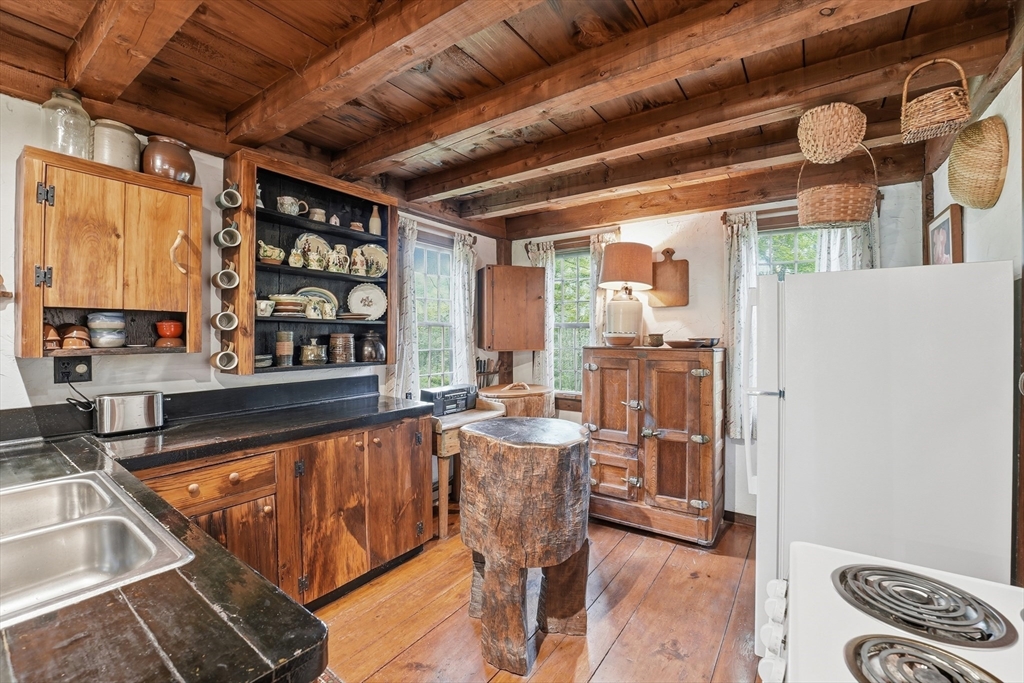 278 Ridge Road Worthington, MA 01098 - Photo 13 of 40