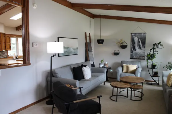 $349,900 | 404 West 9th Street, Morris, MN 56267