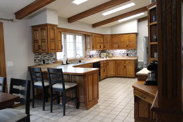 $349,900 | 404 West 9th Street, Morris, MN 56267