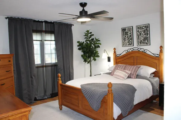 $349,900 | 404 West 9th Street, Morris, MN 56267