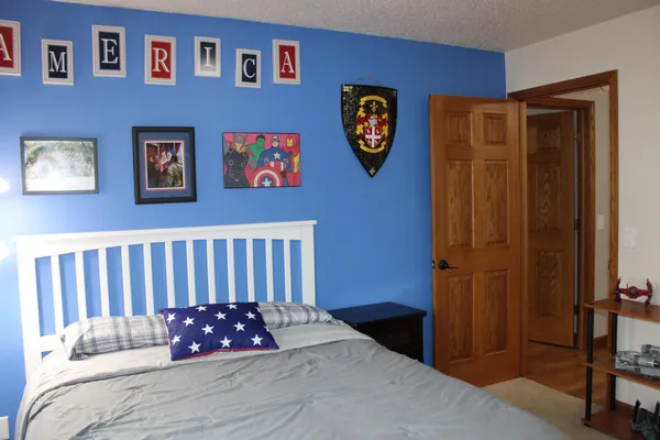 $349,900 | 404 West 9th Street, Morris, MN 56267