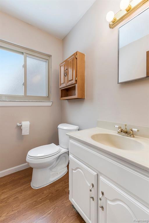 3336 Shaddick Road Waterford, MI 48328 - Photo 7 of 23